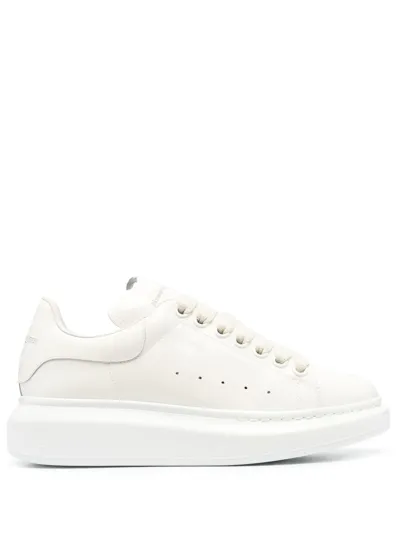 Alexander Mcqueen Leather Lo-top Sneakers In Nude