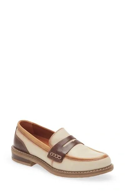 Pikolinos Aldaya Penny Loafer In Ivory