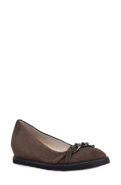 Amalfi By Rangoni Wedge Slip-on In Dk Brown Cashmere