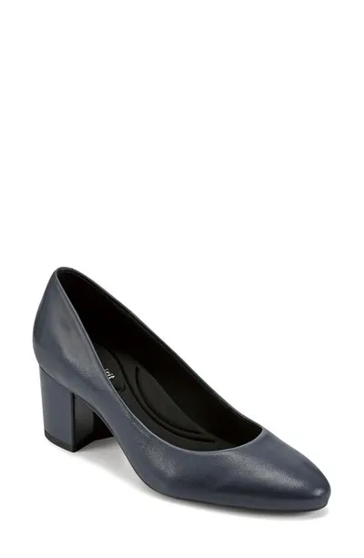 Easy Spirit Cellina Pump In Navy