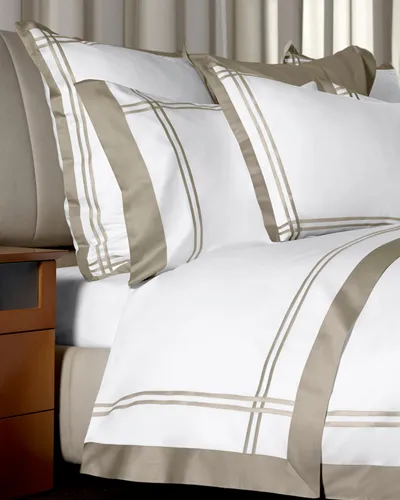 Signoria Firenze Sinfonia 400 Thread Count King Flat Sheet In White/khaki