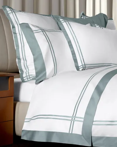 Signoria Firenze Sinfonia 400 Thread Count King Flat Sheet In White/wilton Blue