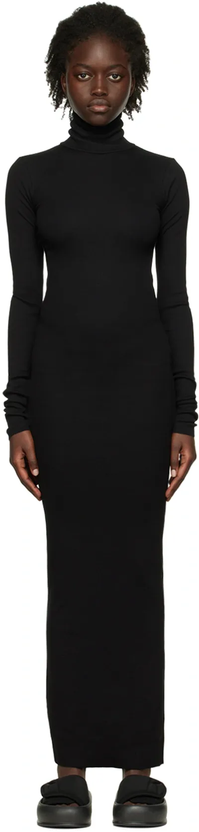 Éterne Black Long Sleeve Maxi Dress