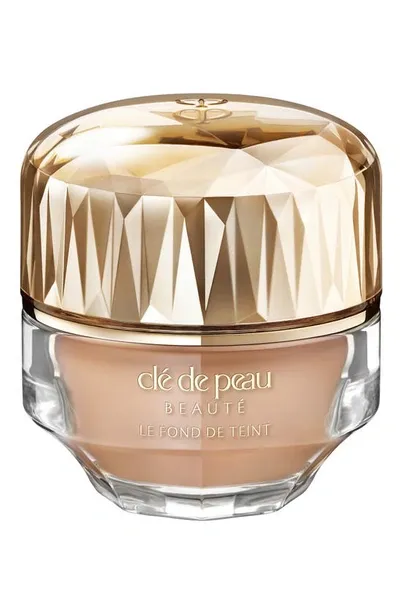 Clé De Peau Beauté The Foundation Spf 22 In O40 Light Tan Ocher