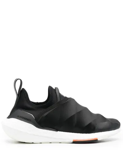 Y-3 Ultraboost 22 Ni-ru Low-top Sneakers In Black