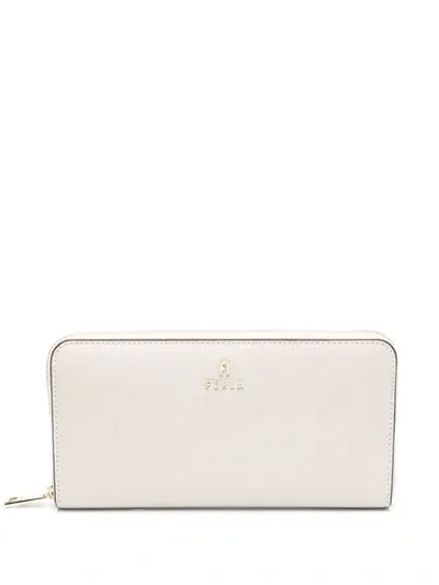 Furla Camelia Leather Wallet In Beige