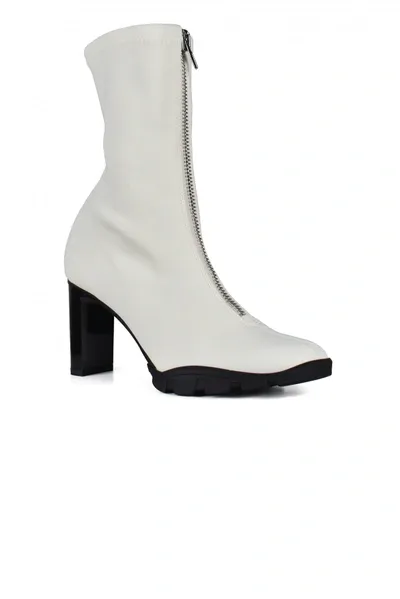 Alexander Mcqueen Scuba Boots In New Ivory