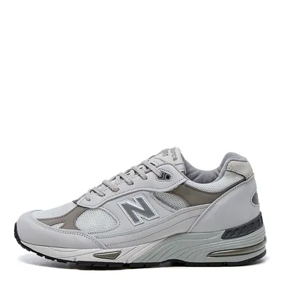 New Balance 991 Trainers In White