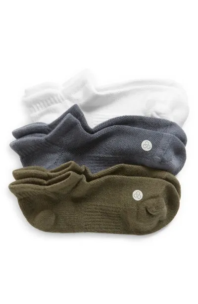 Zella Assorted 3-pack Tab Ankle Socks In Olive Night