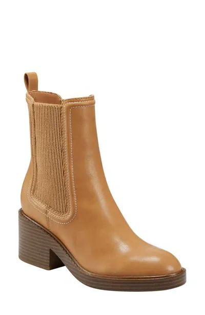 Bandolino Enisy Chelsea Boot In Medium Natural