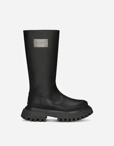 Dolce & Gabbana Calfskin Boots In Black