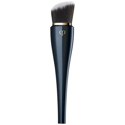 Clé De Peau Beauté High Coverage Foundation Brush