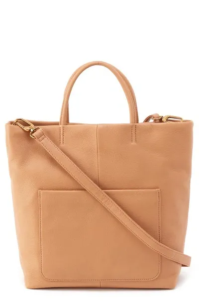 Hobo Tripp Leather Tote In Sandstorm