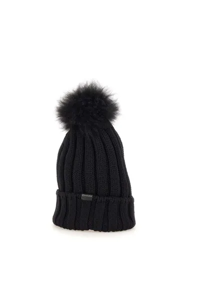 Woolrich Logo Patch Pompom Detailed Beanie In Black