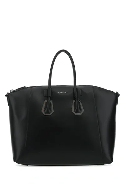 Givenchy Handbags. In 001