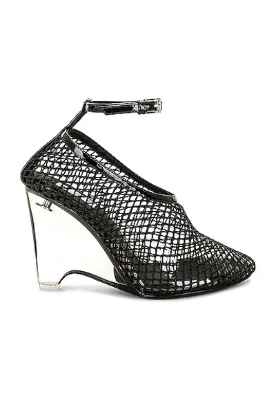 Alaïa Women's 100mm Mesh Wedge Pumps In Black