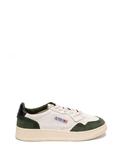 Autry `medalist` Low-top Sneakers In Beige