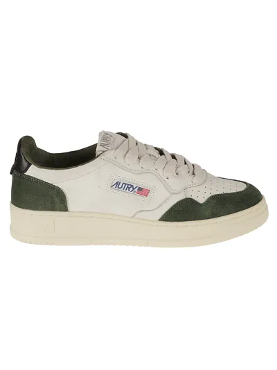 Autry Low Man Sneakers In Verde