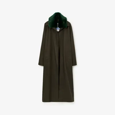 Burberry Shearling Belted-waist Trench Coat In Otter