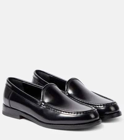 Manolo Blahnik Dineguardo Leather Loafer In Black