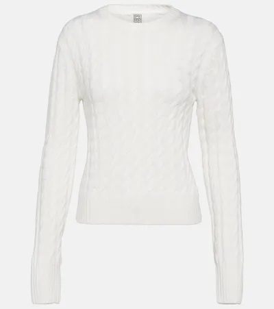 Totême Cable-knit Jumper In Cream