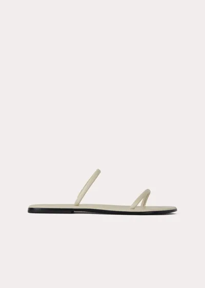 Totême The City Leather Sandals In Off White