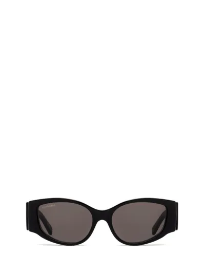 Balenciaga Eyewear Cat In Black