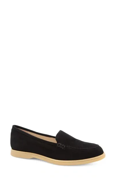 Amalfi By Rangoni Rombo Loafer In Black Cashmere Beige Soles