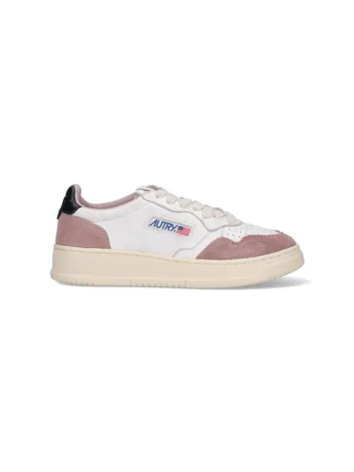 Autry Low Sneakers "medalist" In White