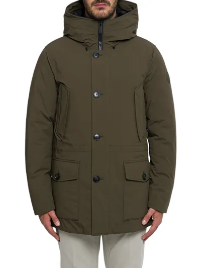 Woolrich Arctic Down Parka In Grün