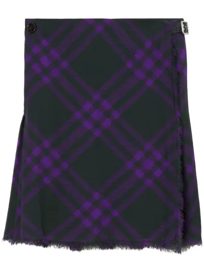 Burberry Black Check-jacquard Kilt Skirt In Purple