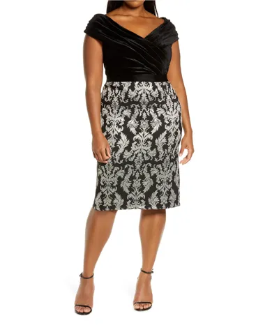 Pre-owned Tadashi Shoji Damen Samt Cocktailkleid