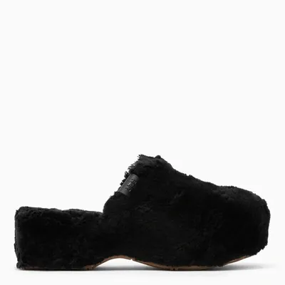 Ugg Fuzz Sugar Schwarzes Clog In Black