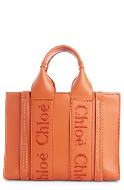 Chloé Small Woody Leather Tote Bag In Orange