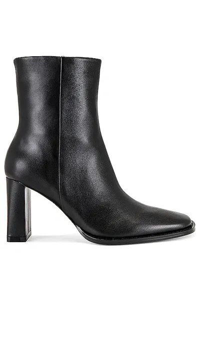 House Of Harlow 1960 X Revolve Rosetta Boot In Black