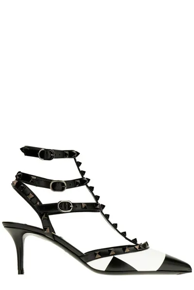 Valentino Garavani Rockstud Embellished Pointed In Black