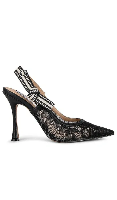 Steve Madden Bri Pump In Black Lace