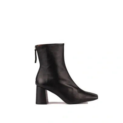 Angel Alarcon Leather Ankle Boots With Square Toe Wide Heel And Zipper In Black