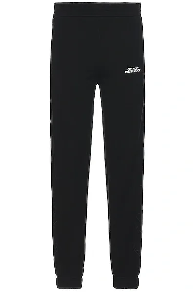 Givenchy Slim Fit Jogging Sweat Pant In Black