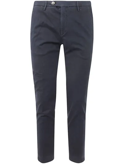 Michael Coal Mc-brad Plus 2505 Capri Trousers Clothing In Blue