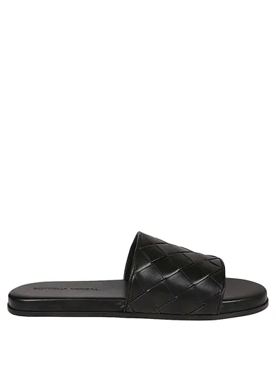 Bottega Veneta Slipper With Logo In Black