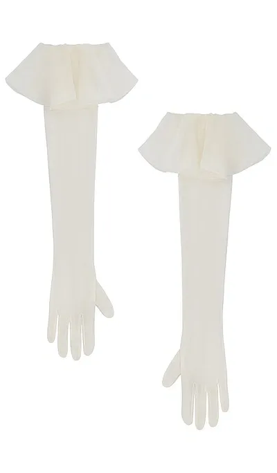 Anna October Ruby Ruffle Gloves In Ivory