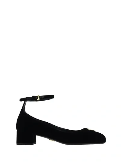 Prada Velvet Pumps In Black