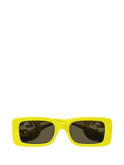 Gucci Eyewear Rectangle Frame Sunglasses In Yellow