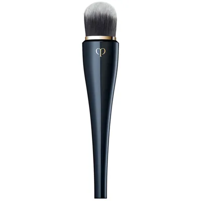 Clé De Peau Beauté Light Coverage Foundation Brush In Black