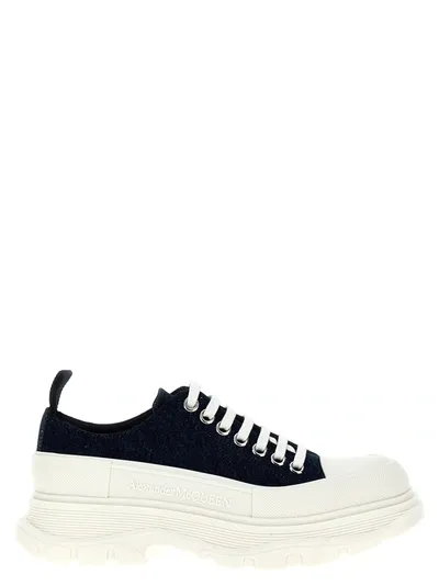 Alexander Mcqueen Tread Slick Sneakers In Black