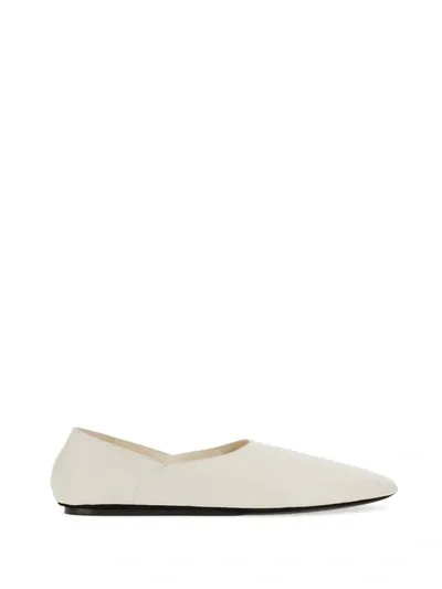 Jil Sander Low Slipper. In White