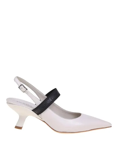 Vic Matie Leather Pumps In White