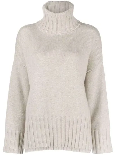 Kujten Roll-neck Cashmere Jumper In White