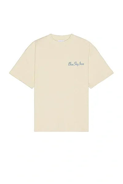 Blue Sky Inn Logo Embroidered T-shirt In Cream